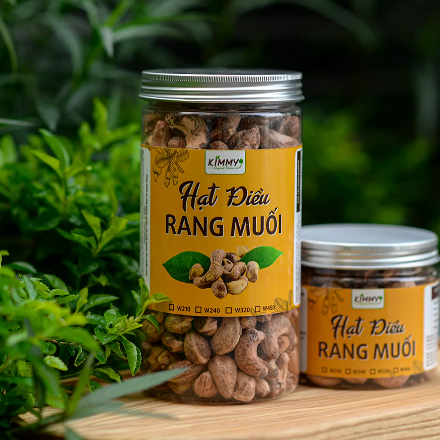 Koreaner betrachten Cashewnüsse als wertvolles Geschenk mit hohem Wert – 500 g und 250 g gesalzene geröstete Cashew-Gläser Kimmy Farm Vietnam